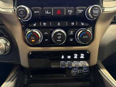 2022 RAM 1500 Crew Cab, $36000. Photo 11