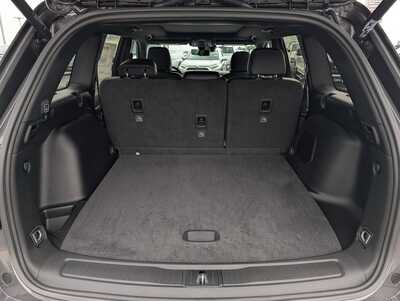 2026 Jeep Grand Cherokee, $48913. Photo 7