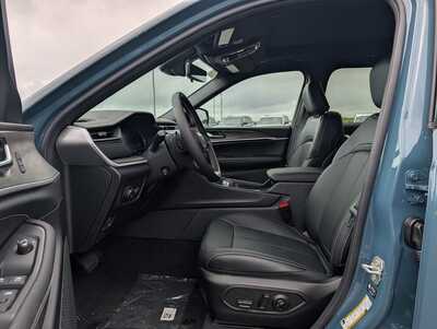 2026 Jeep Grand Cherokee L, $50337. Photo 5