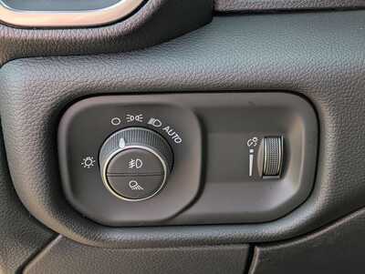 2026 RAM 3500 Crew Cab, $68815. Photo 9