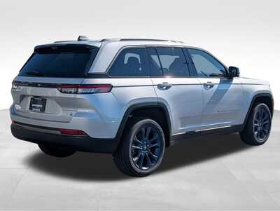 2026 Jeep Grand Cherokee, $47563. Photo 2