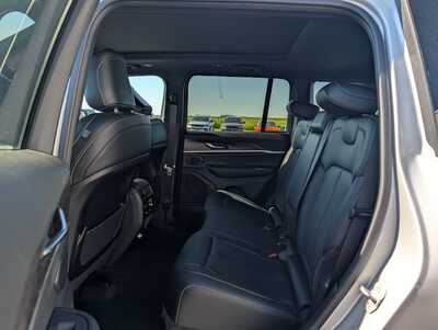 2026 Jeep Grand Cherokee, $47563. Photo 6