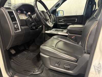 2016 RAM 1500 Crew Cab, $20000. Photo 3