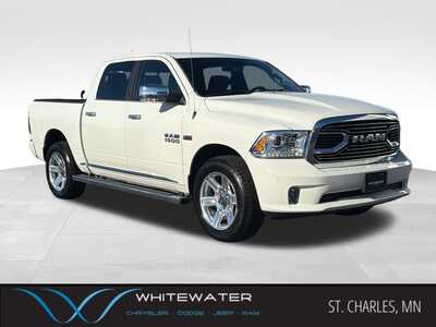 2016 RAM 1500 Crew Cab, $20000. Photo 1