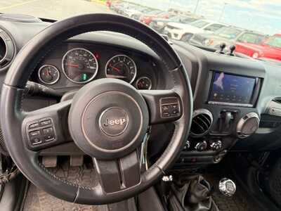 2016 Jeep Wrangler, $21000. Photo 10