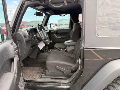 2016 Jeep Wrangler, $21000. Photo 8