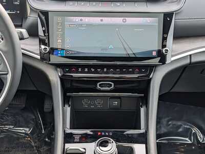 2026 Jeep Grand Cherokee, $43743. Photo 9