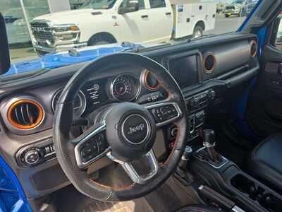 2021 Jeep Gladiator, $33000. Photo 3