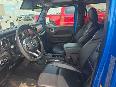 2021 Jeep Gladiator, $33000. Photo 4