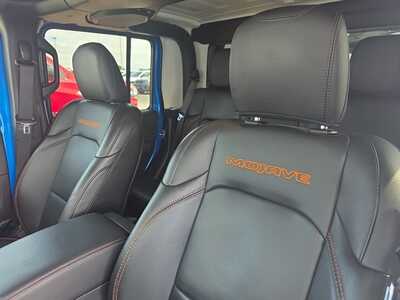 2021 Jeep Gladiator, $33000. Photo 5
