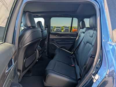 2026 Jeep Grand Cherokee, $48678. Photo 6