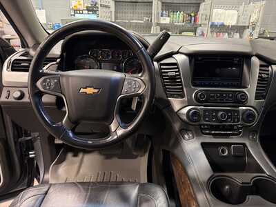 2019 Chevrolet Tahoe, $19000. Photo 5