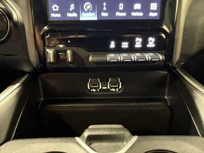 2024 RAM 2500 Crew Cab, $45000. Photo 10