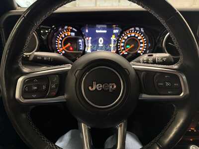 2022 Jeep Wrangler Unlimited, $33000. Photo 12