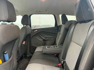 2017 Ford Escape, $15000. Photo 10