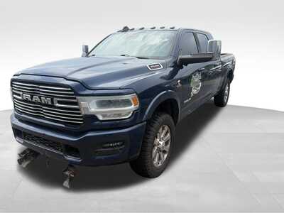 2020 RAM 3500 Crew Cab, $47000. Photo 2