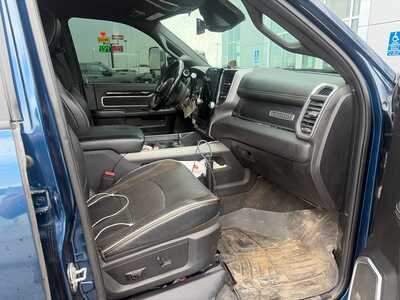 2020 RAM 3500 Crew Cab, $47000. Photo 5