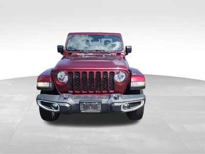 2021 Jeep Gladiator, $27000. Photo 12