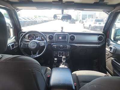 2021 Jeep Gladiator, $27000. Photo 4