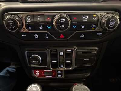 2023 Jeep Gladiator, $38000. Photo 11