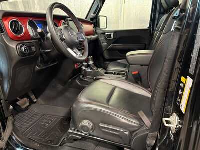 2023 Jeep Gladiator, $38000. Photo 4