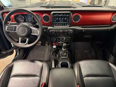2023 Jeep Gladiator, $38000. Photo 5