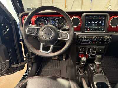 2023 Jeep Gladiator, $38000. Photo 6