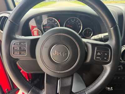 2015 Jeep Wrangler Unlimited, $20000. Photo 11