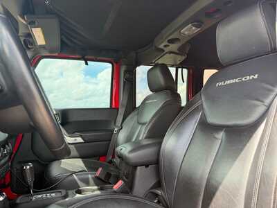 2015 Jeep Wrangler Unlimited, $20000. Photo 3