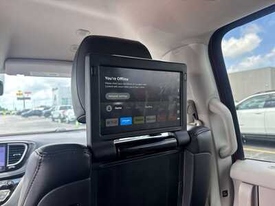 2023 Chrysler Pacifica, $22000. Photo 12