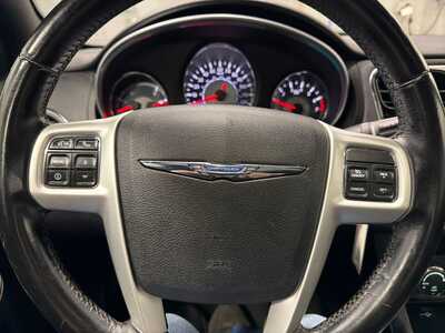 2012 Chrysler 200, $0. Photo 10