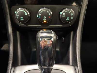 2012 Chrysler 200, $0. Photo 7