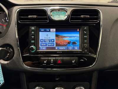 2012 Chrysler 200, $0. Photo 8