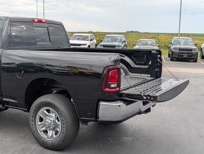 2027 RAM 2500 Crew Cab, $55658. Photo 7