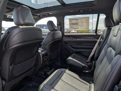 2026 Jeep Grand Cherokee L, $47571. Photo 6