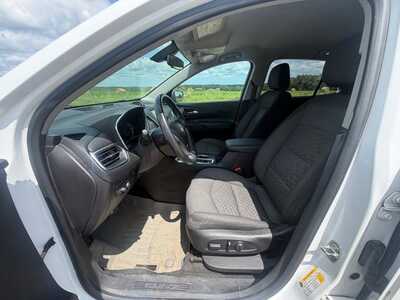 2018 Chevrolet Equinox, $17000. Photo 12