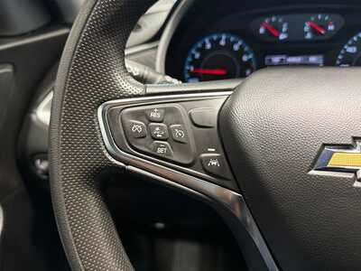 2025 Chevrolet Malibu, $19800. Photo 12
