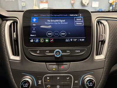 2025 Chevrolet Malibu, $18000. Photo 9