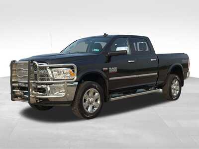2017 RAM 2500 Crew Cab, $37500. Photo 2