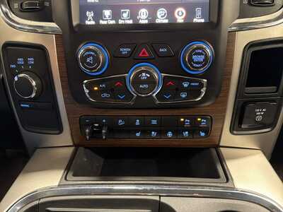 2017 RAM 2500 Crew Cab, $37500. Photo 6
