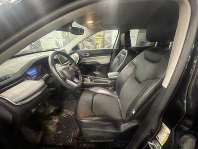 2022 Jeep Compass, $22000. Photo 12