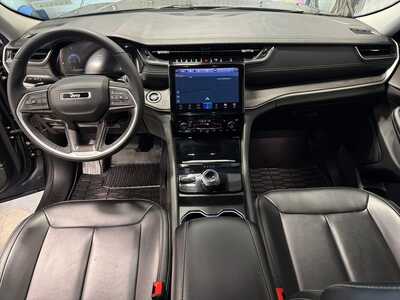 2023 Jeep Grand Cherokee, $32500. Photo 5