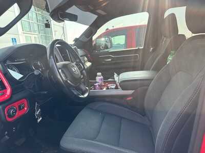2021 RAM 1500, $31000. Photo 3