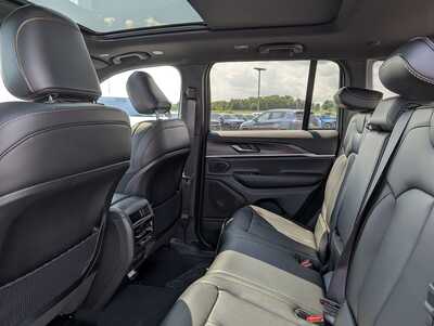 2026 Jeep Grand Cherokee, $45602. Photo 6