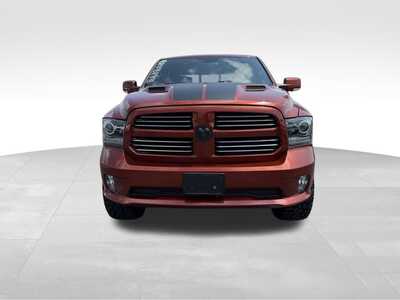 2017 RAM 1500 Crew Cab, $24000. Photo 2