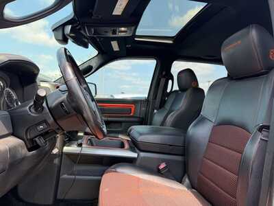 2017 RAM 1500 Crew Cab, $24000. Photo 4