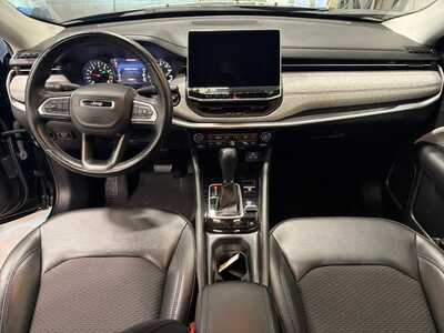 2022 Jeep Compass, $21700. Photo 4