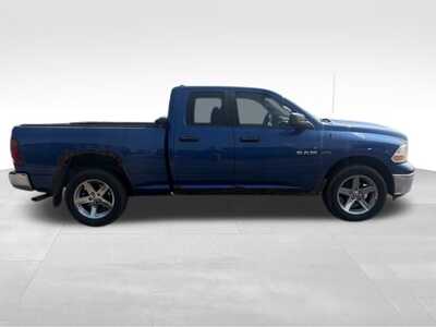 2009 Dodge 1500 Crew Cab, $5000. Photo 8