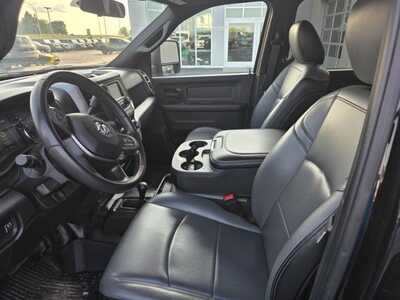 2023 RAM 3500, $0. Photo 3