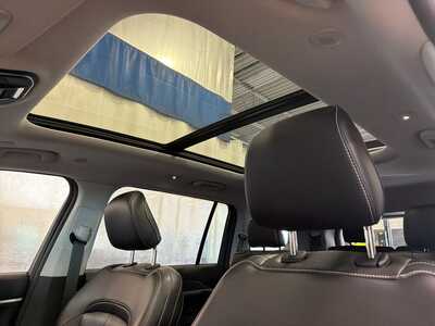 2023 Jeep Grand Cherokee L, $30000. Photo 4